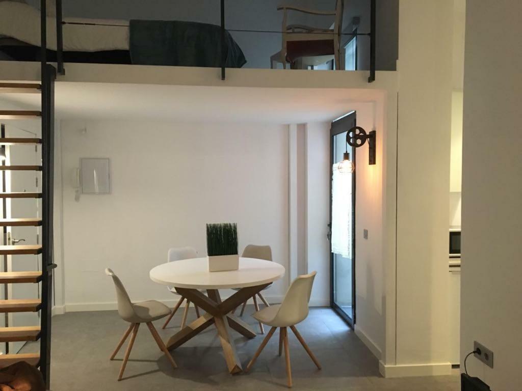 شقة Lofts Miriam كاديز المظهر الخارجي الصورة