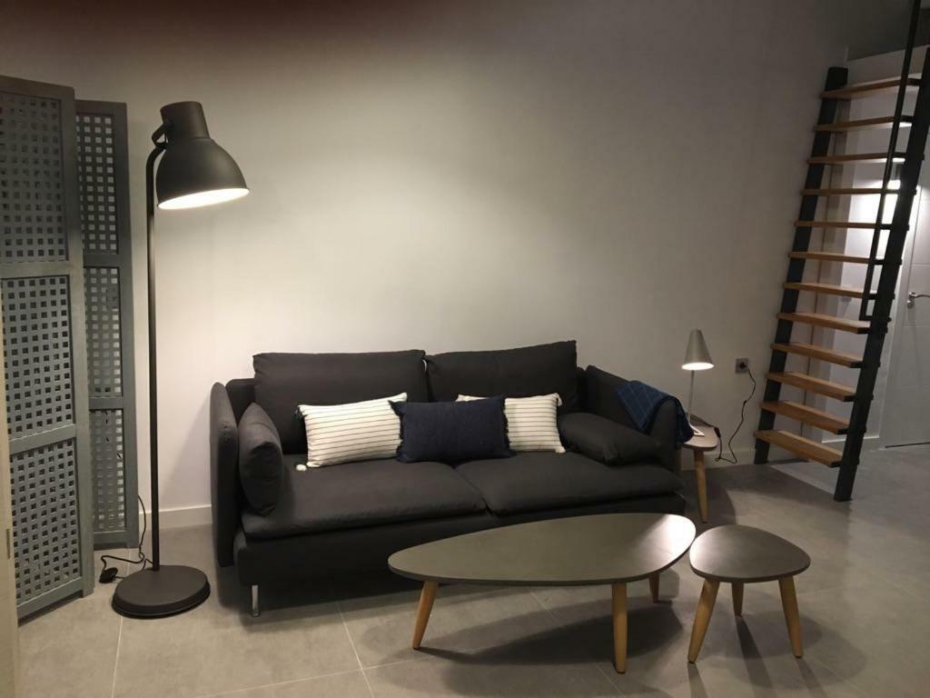 شقة Lofts Miriam كاديز المظهر الخارجي الصورة