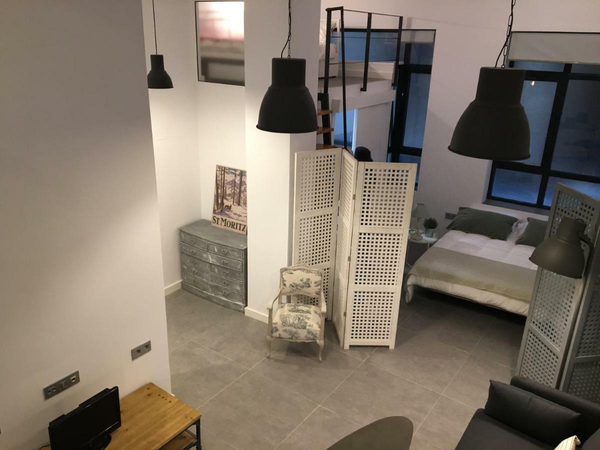 شقة Lofts Miriam كاديز المظهر الخارجي الصورة